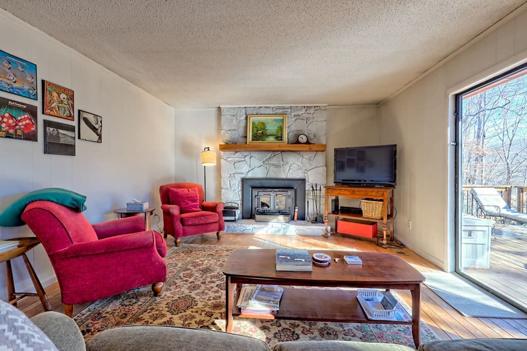 5827 Brasstown Creek Est, Young Harris GA 30582 - Photo
