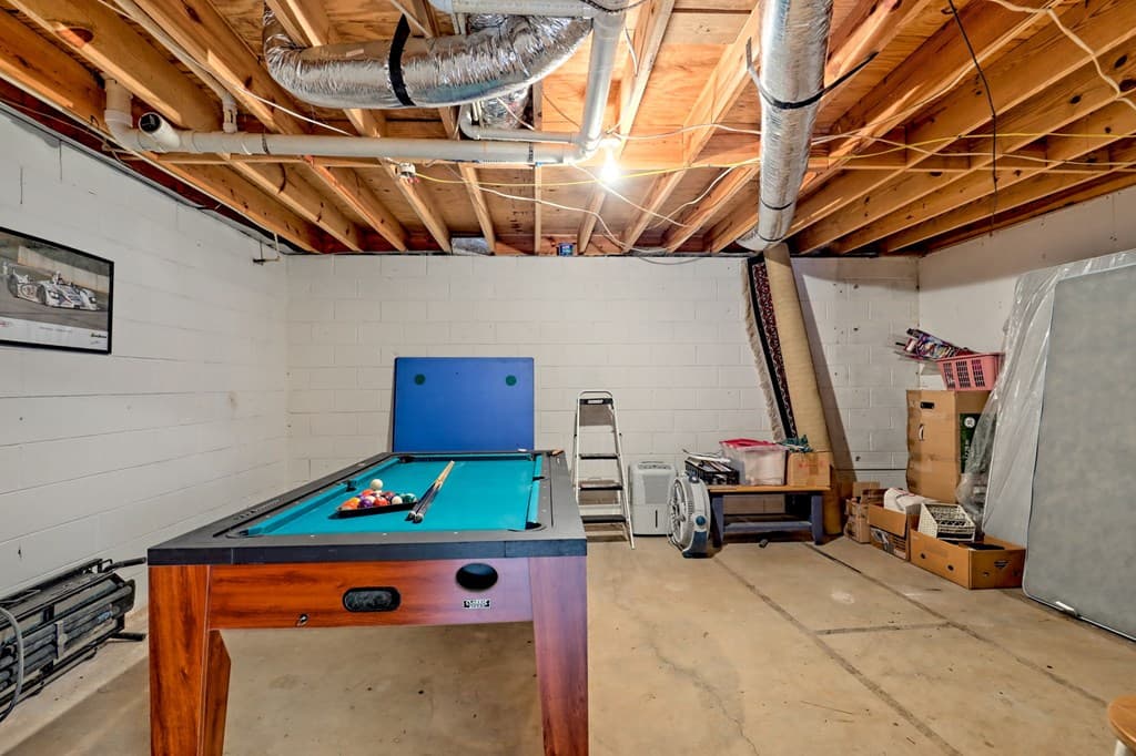 5827 Brasstown Creek Est, Young Harris GA 30582 - Photo