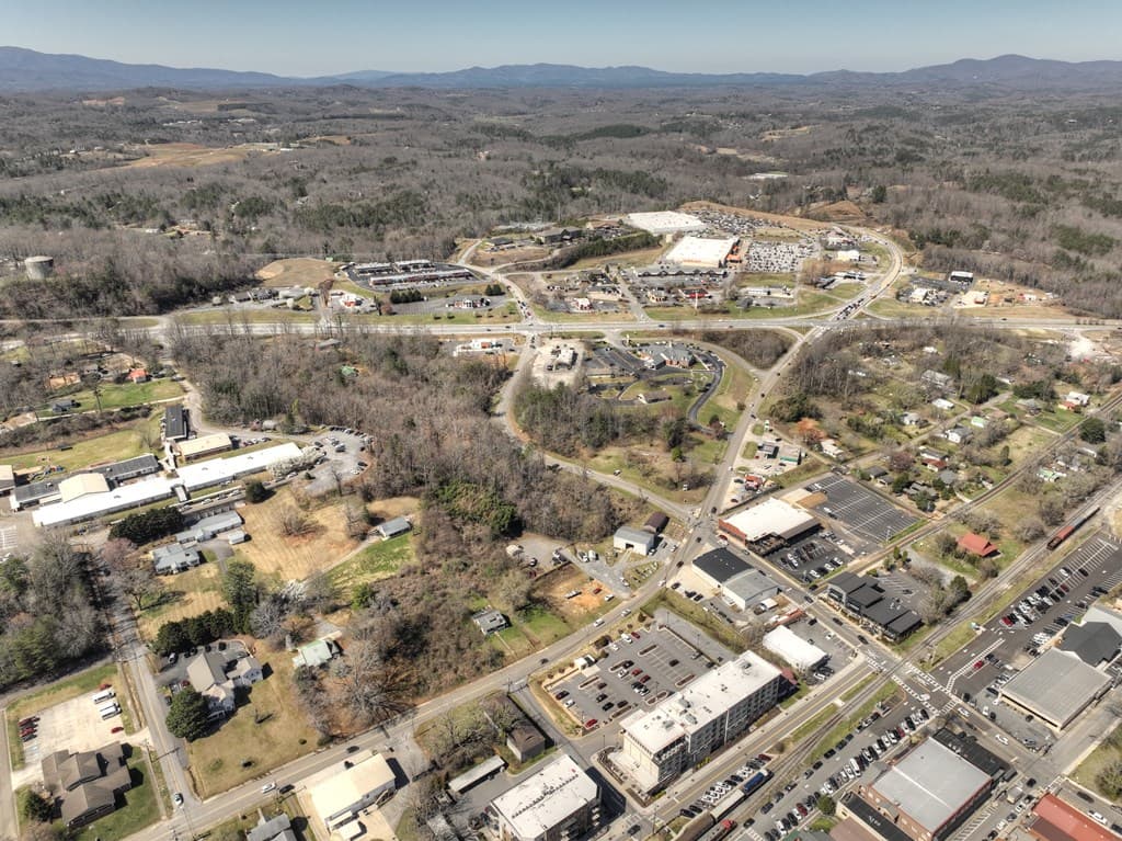 340 W First Street, Blue Ridge GA 30513 - Photo