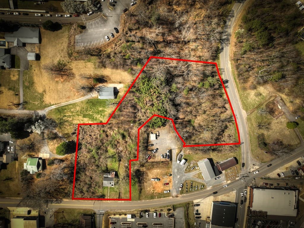 340 W First Street, Blue Ridge GA 30513 - Photo