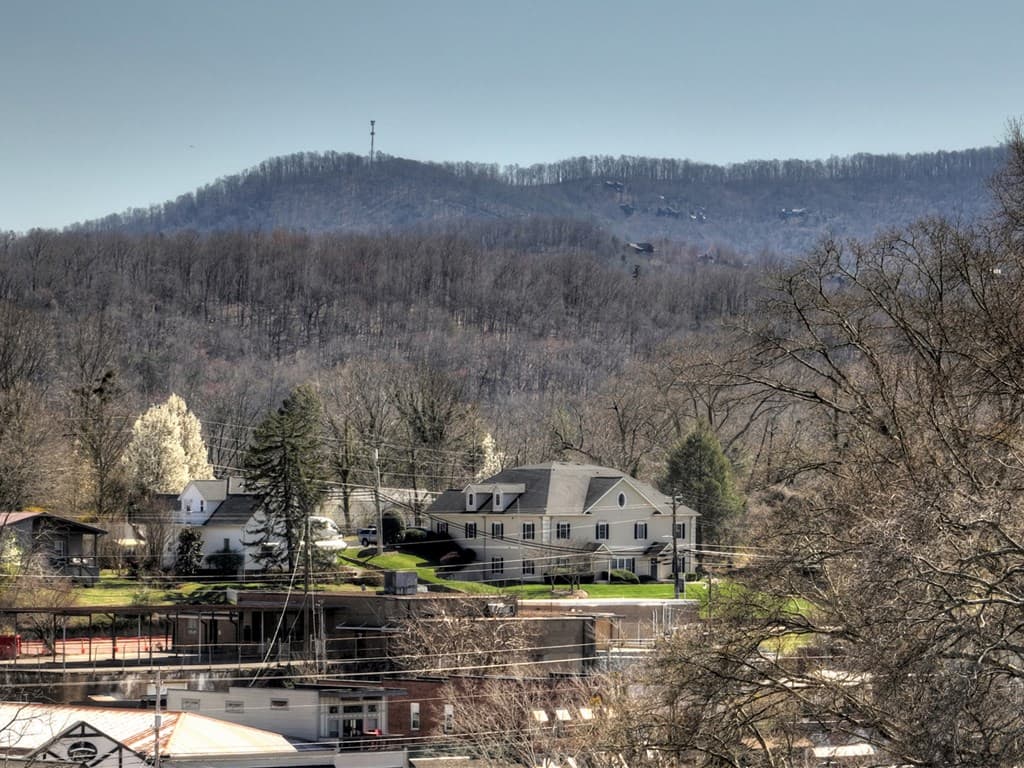 340 W First Street, Blue Ridge GA 30513 - Photo