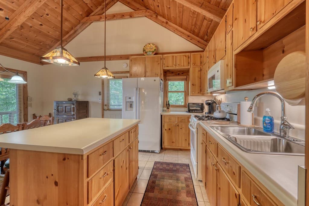 1795 Ivy Mountain Road, Hiawassee GA 30546 - Photo