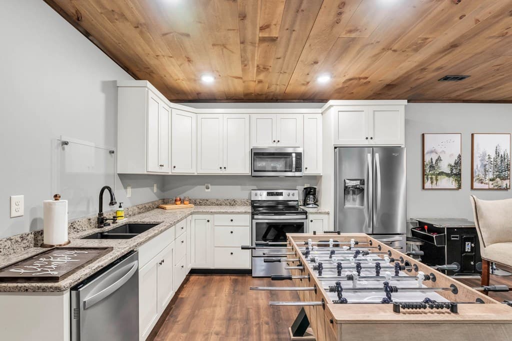 566 High Meadows Drive, Morganton GA 30560 - Photo