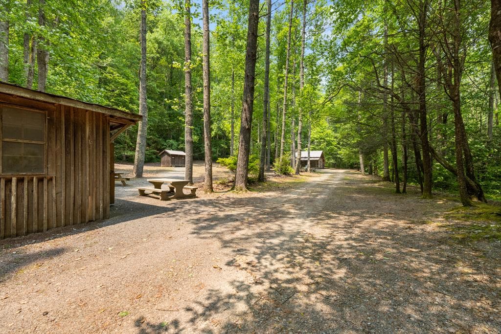 7320 Chestnut Valley Road, Hiawassee GA 30546 - Photo