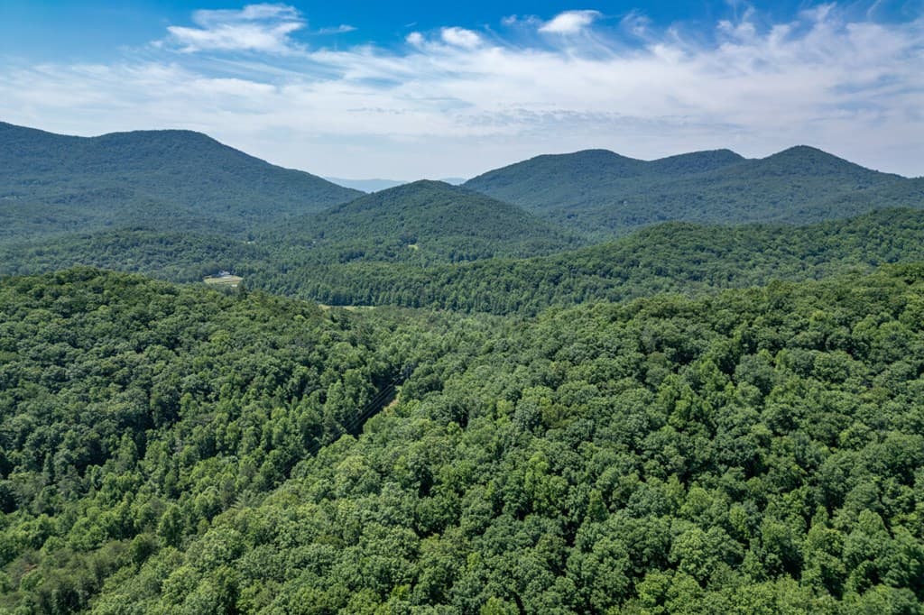 26.18 AC Green Road, Young Harris GA 30582 - Photo
