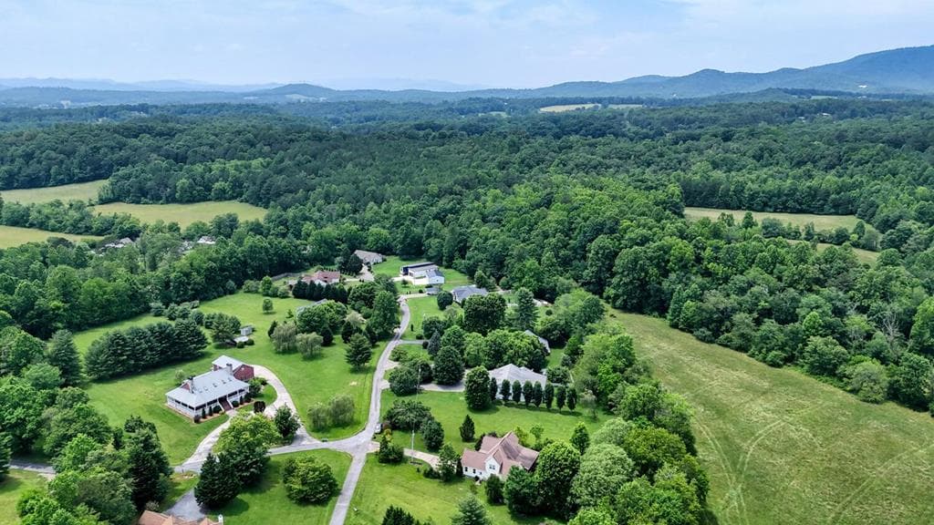 162 Grandview Drive, Young Harris GA 30582 - Photo