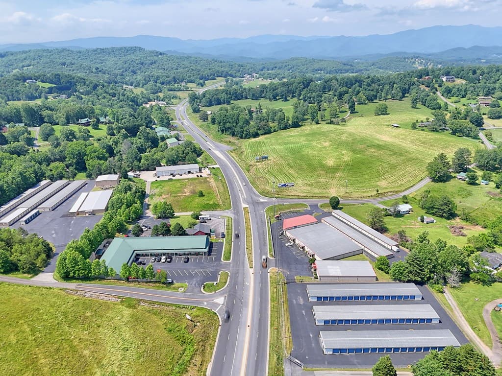 3280 Nc-69, Hayesville NC 28904 - Photo