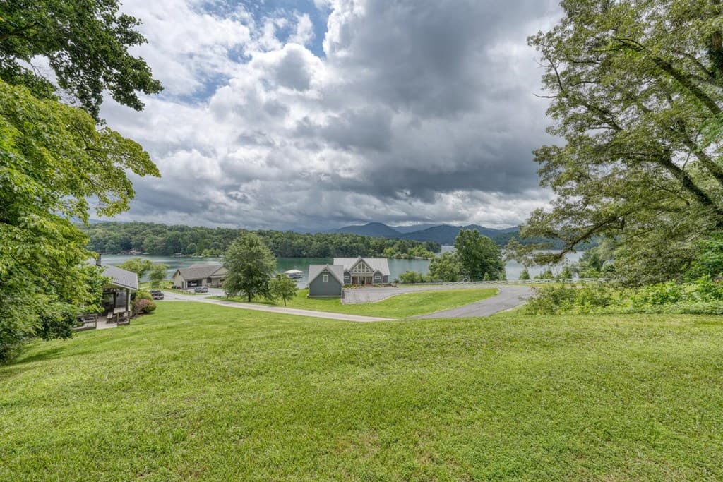 131 Wonderview Drive, Hayesville NC 28904 - Photo