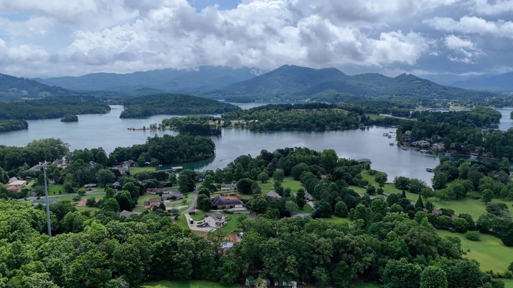 1529 Cedar View Lane, Hiawassee GA 30546 - Photo