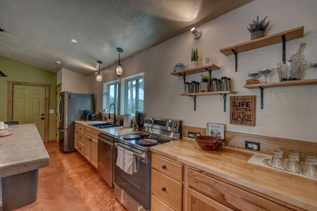 1529 Cedar View Lane, Hiawassee GA 30546 - Photo