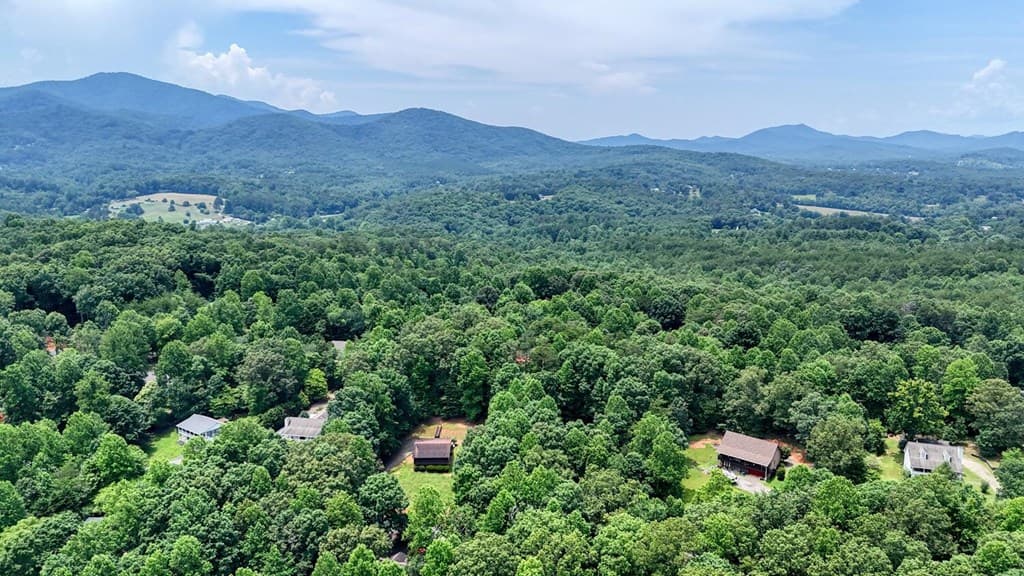 2087 Woodlake Lane, Young Harris GA 30582 - Photo