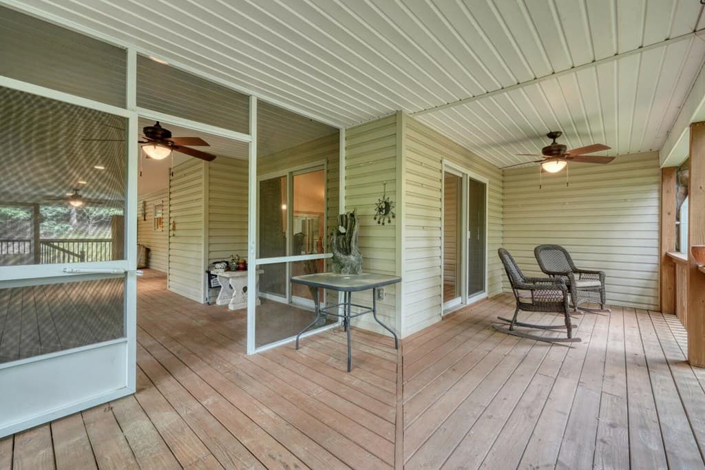 2087 Woodlake Lane, Young Harris GA 30582 - Photo