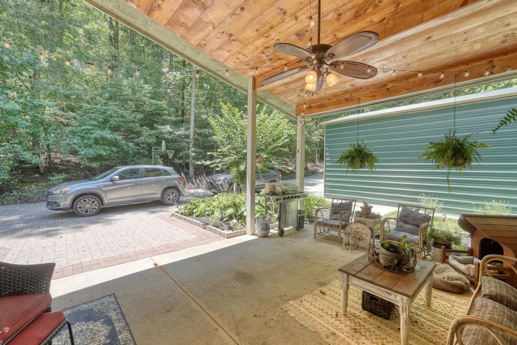 243 Chattahoochee Acres, Cleveland GA 30528 - Photo