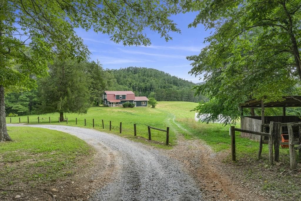 9883 Warwoman Road, Clayton GA 30525 - Photo