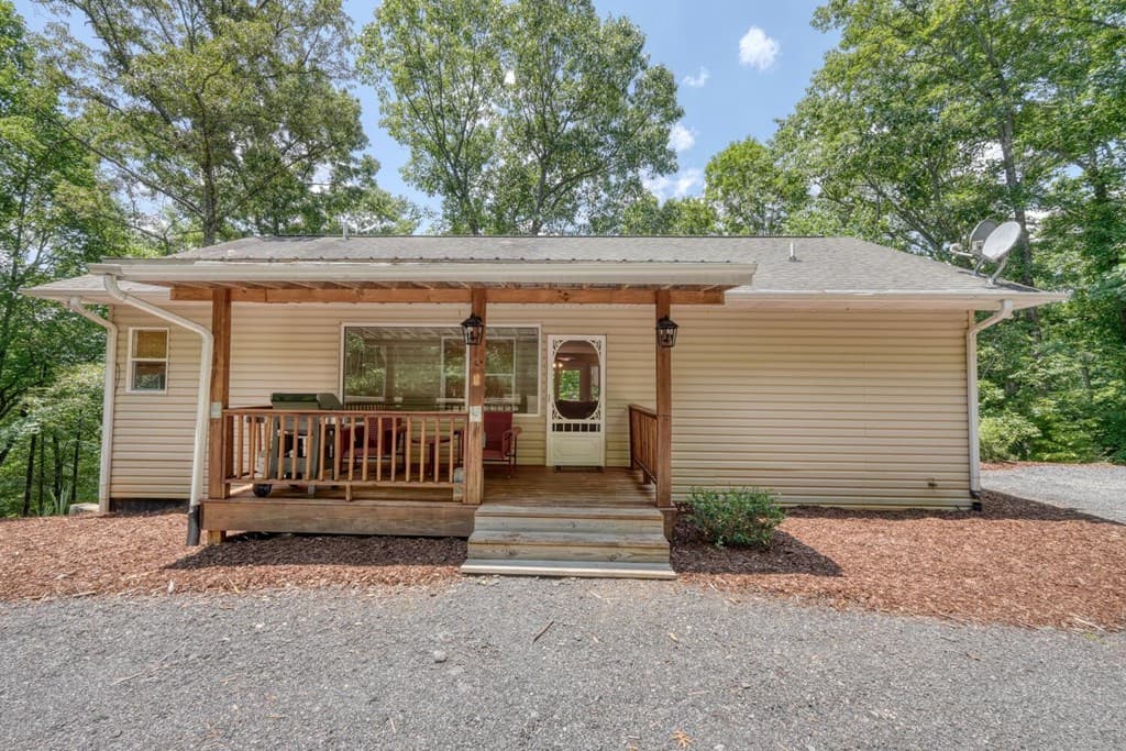 2333 Lovingood Road, Hiawassee GA 30546 - Photo