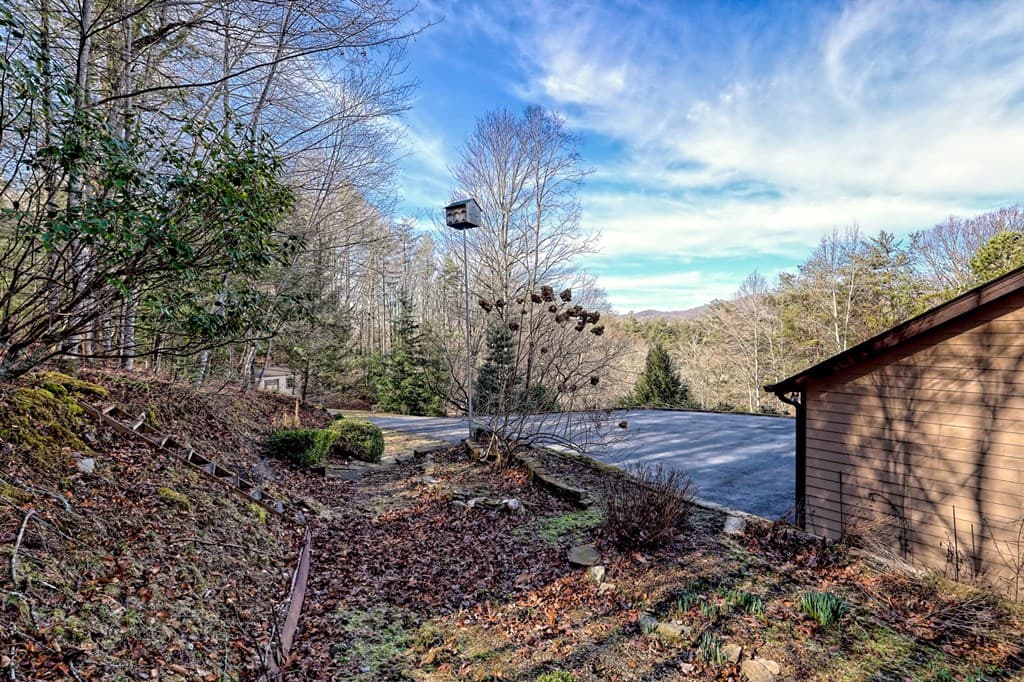 251 Quail Cove Lane, Brasstown NC 28902 - Photo