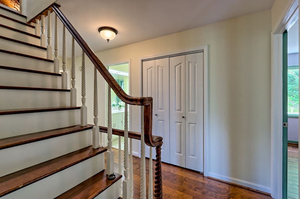 251 Quail Cove Lane, Brasstown NC 28902 - Photo