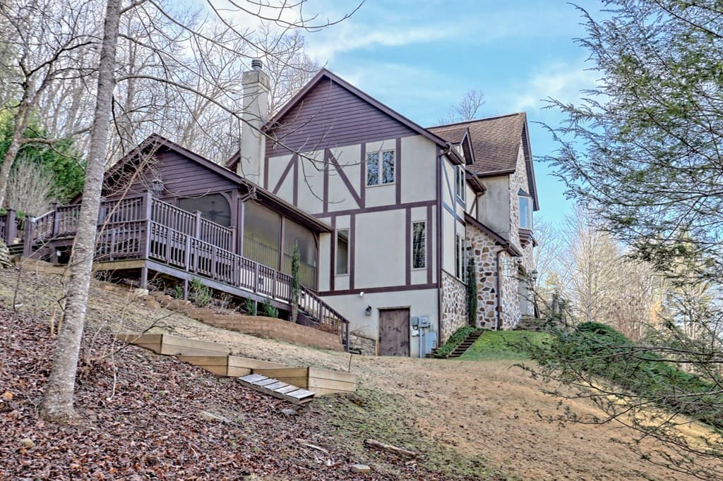 251 Quail Cove Lane, Brasstown NC 28902 - Photo