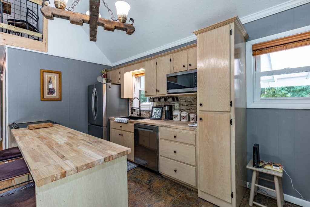 411 Piney Acres Road, Blue Ridge GA 30513 - Photo