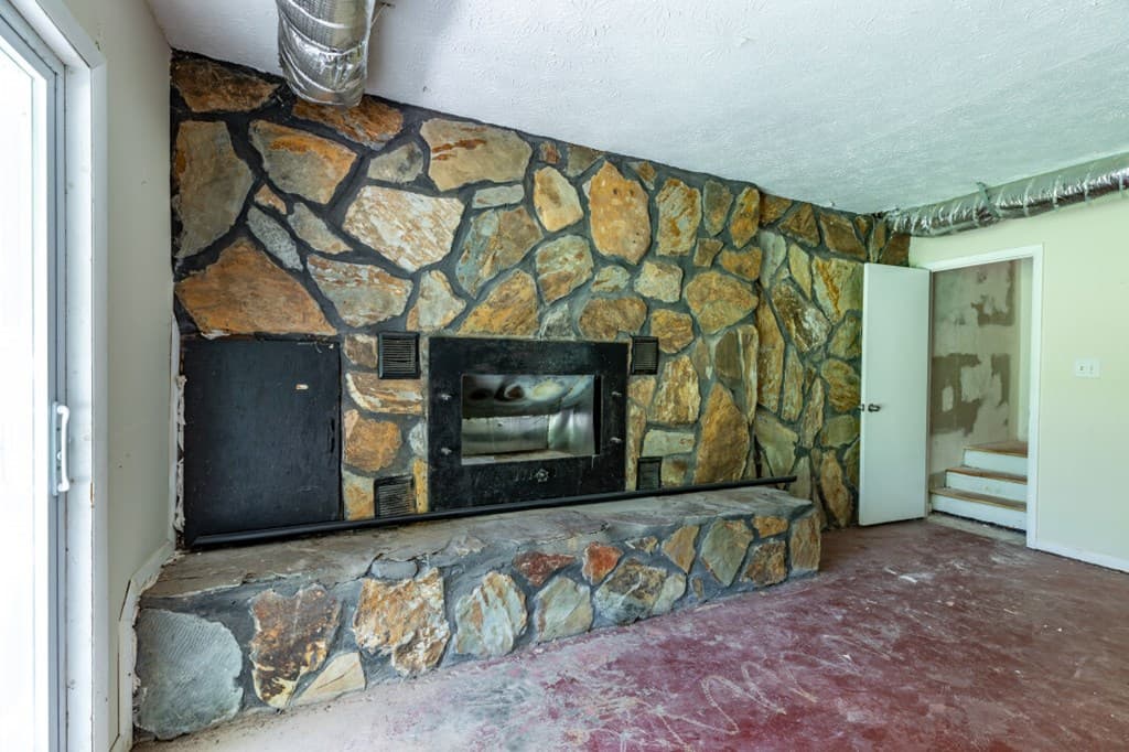 411 Piney Acres Road, Blue Ridge GA 30513 - Photo