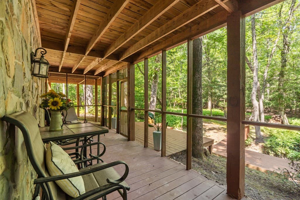 136 Honeysuckle Way, Blue Ridge GA 30513 - Photo