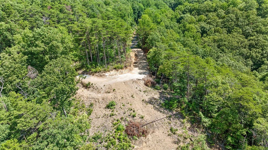 4404 Hwy 52, Chatsworth GA 30705 - Photo