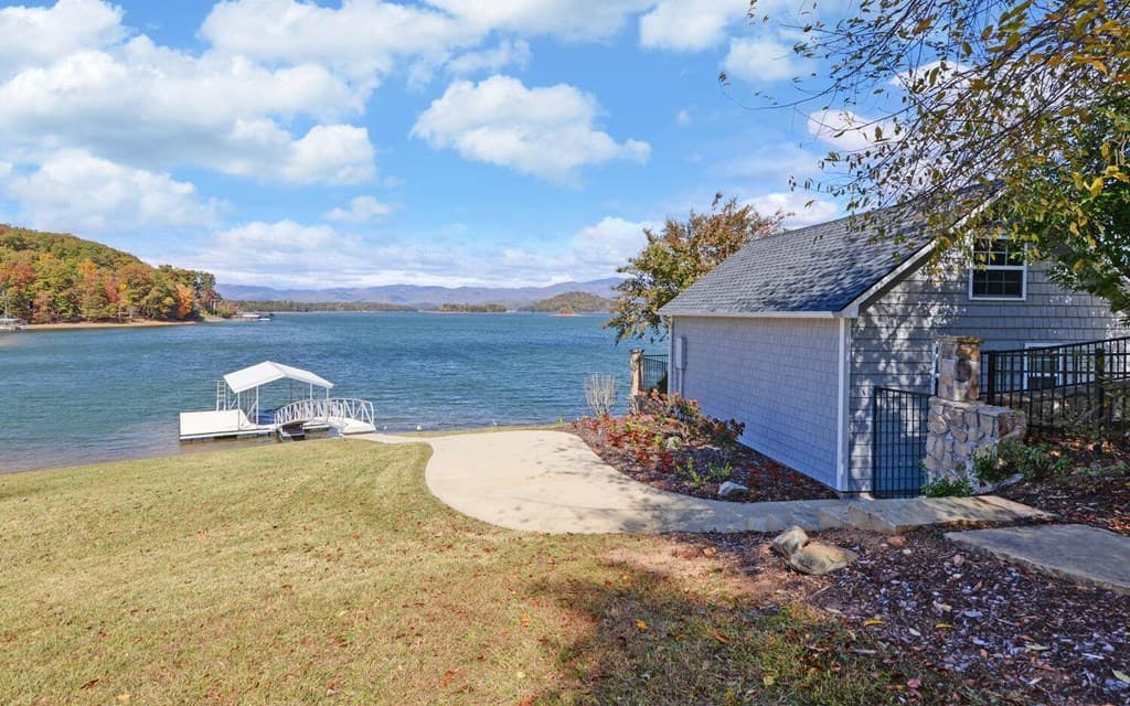 1951 Island View Drive, Hiawassee GA 30546 - Photo
