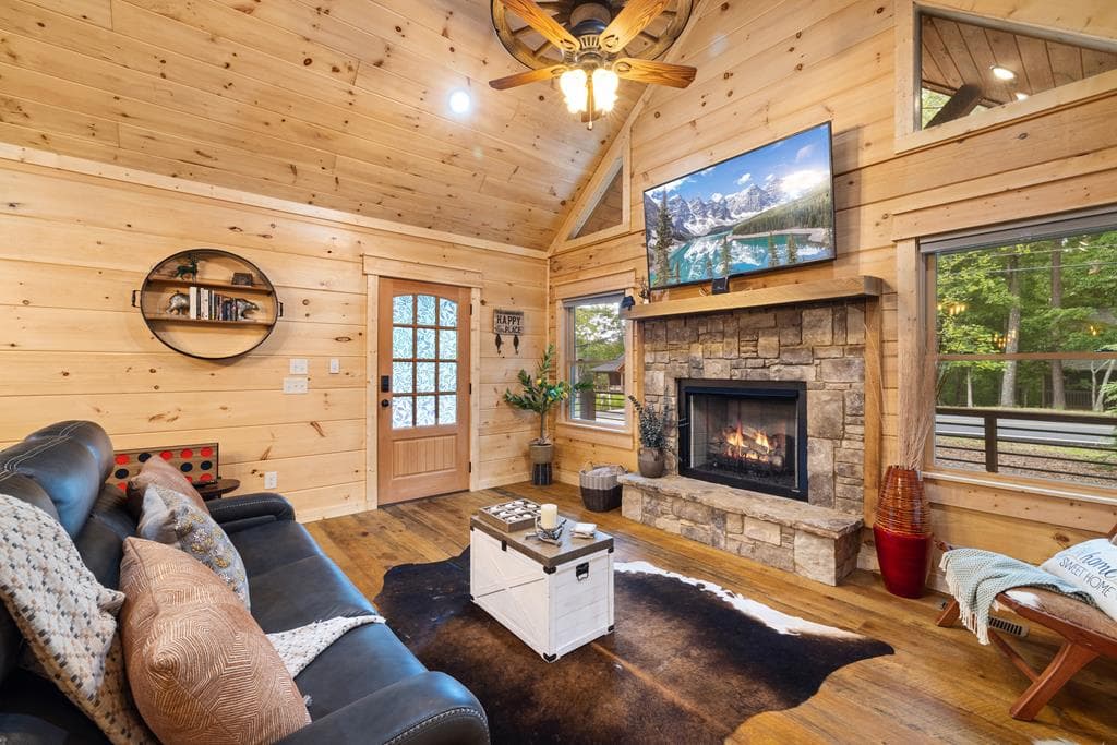 956 Lemmon Lane, Ellijay GA 30540 - Photo