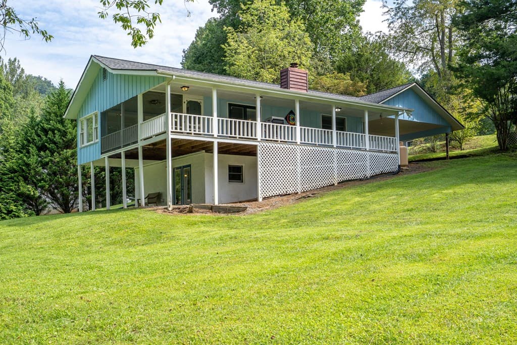55 Chatuge Hills Drive, Hayesville NC 28904 - Photo
