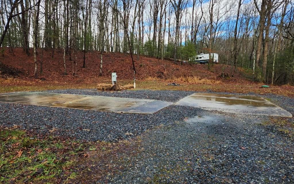 6205 Blue Ridge Drive, Blue Ridge GA 30513 - Primary photo