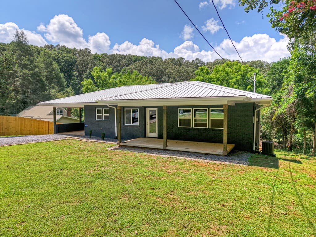 428 Kingtown Street, Mccaysville GA 30555 - Photo