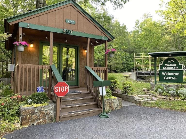 LT M212E Walnut Ridge, Ellijay GA 30540 - Photo