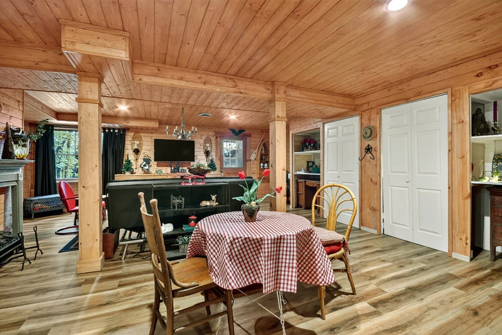 270 Walnut Mountain Road, Ellijay GA 30540 - Photo