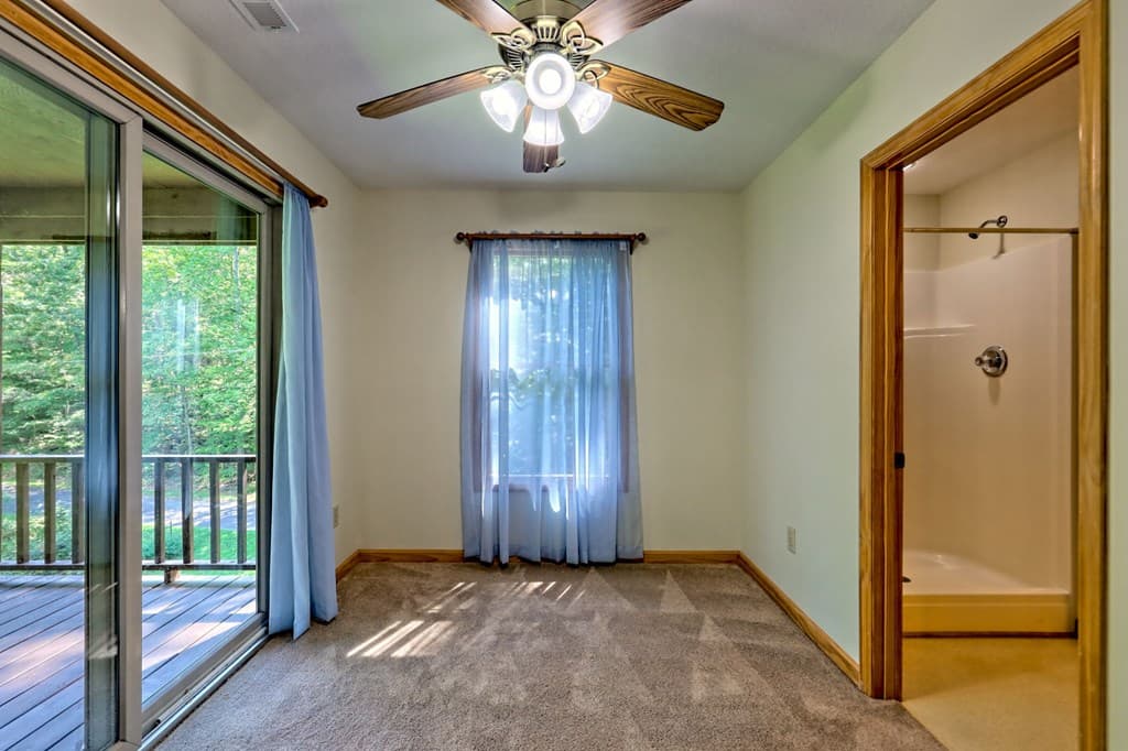2204 Cedar Cliff Road, Hiawassee GA 30546 - Photo