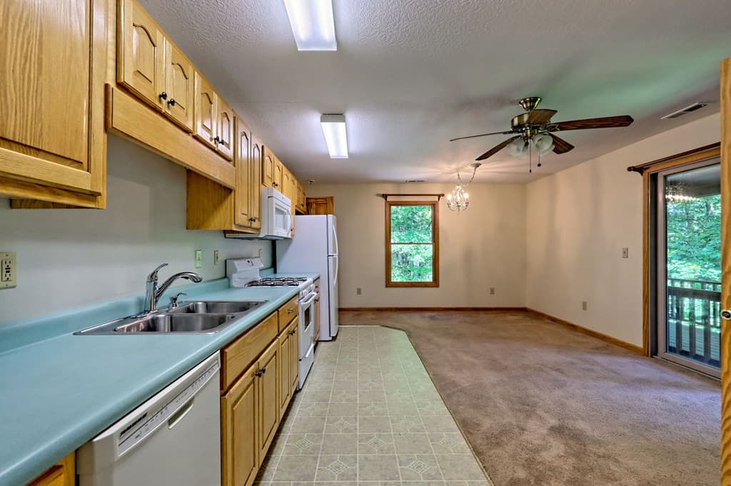2204 Cedar Cliff Road, Hiawassee GA 30546 - Photo