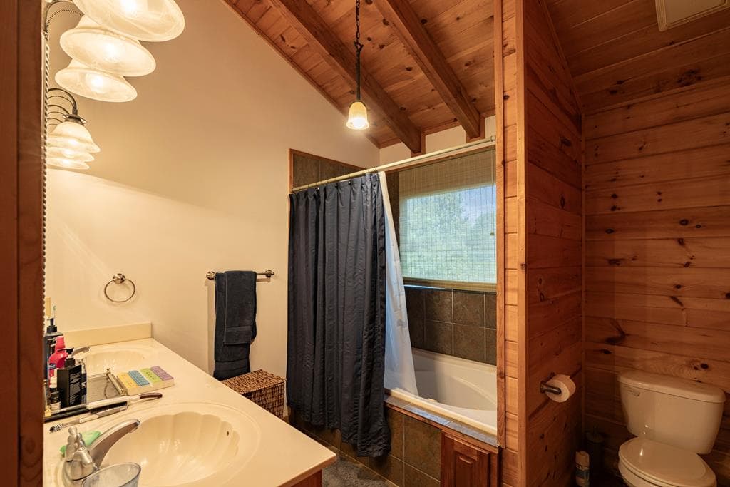 71 S Hidden Valley Drive, Ellijay GA 30536 - Photo