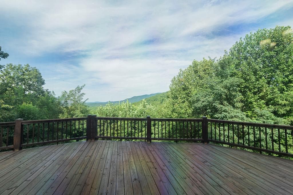 71 S Hidden Valley Drive, Ellijay GA 30536 - Photo