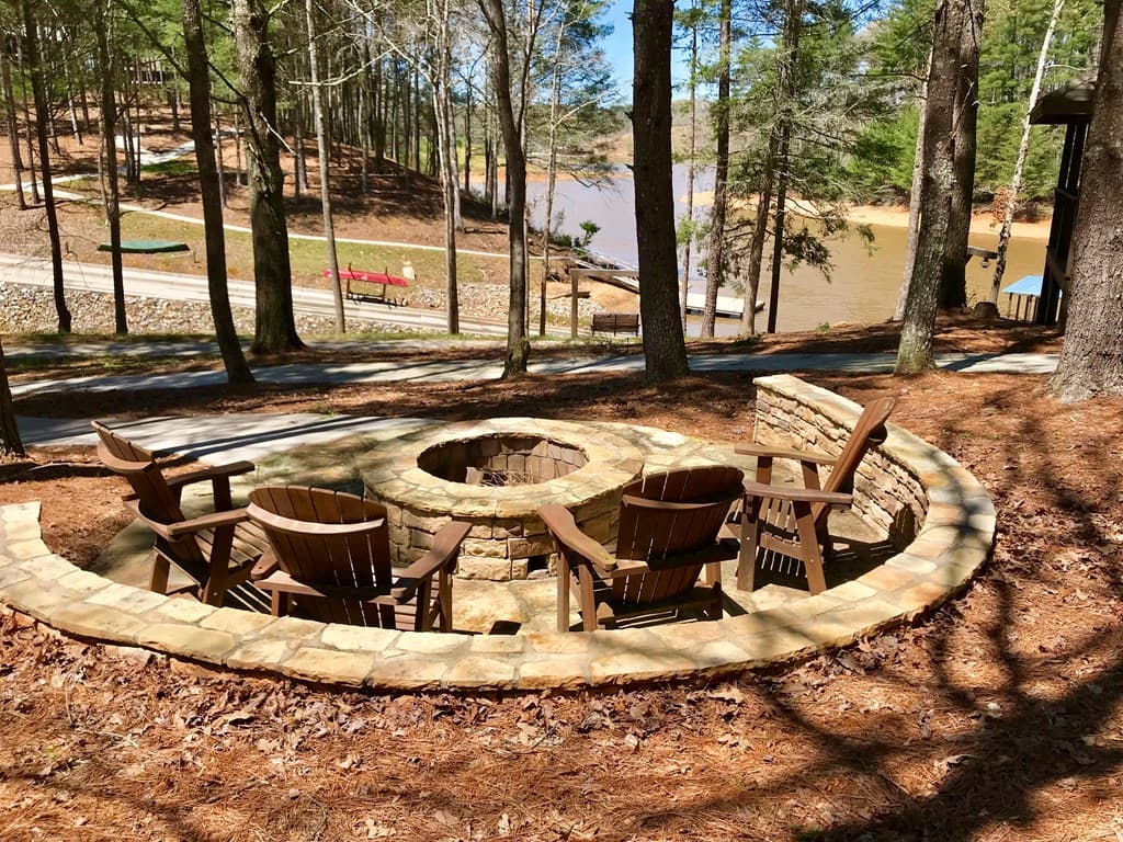 000 Deyton Drive, Blairsville GA 30512 - Photo