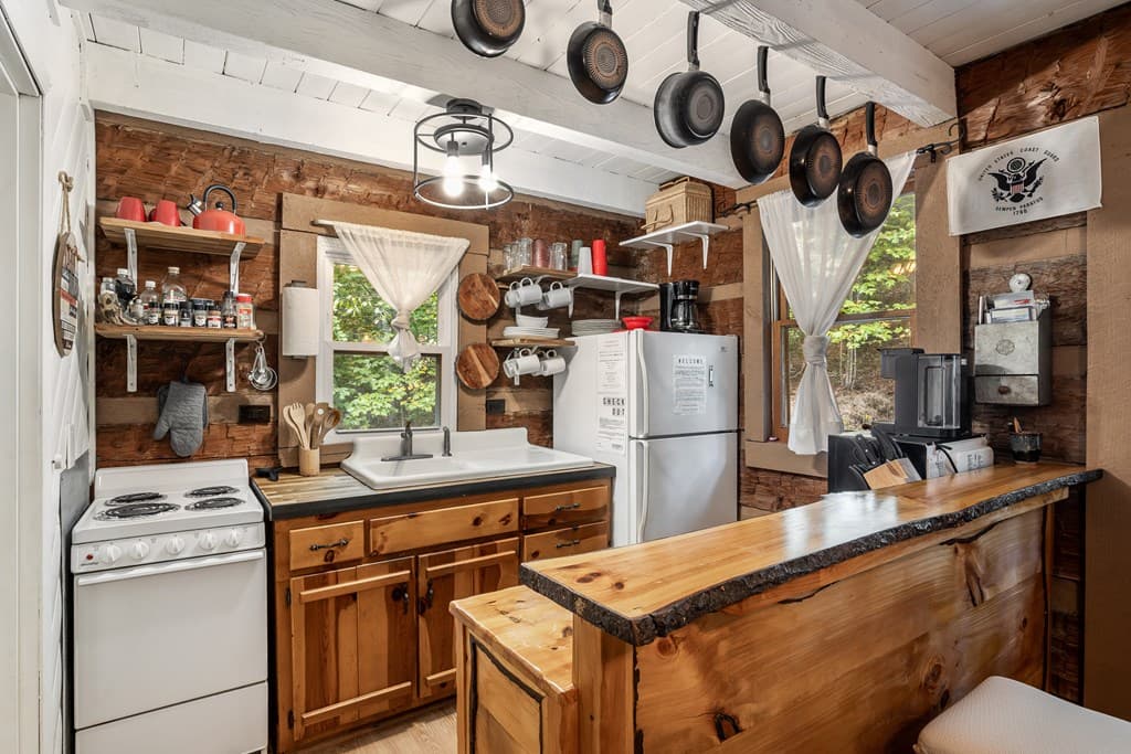151 Pinewood Drive, Murphy NC 28906 - Photo