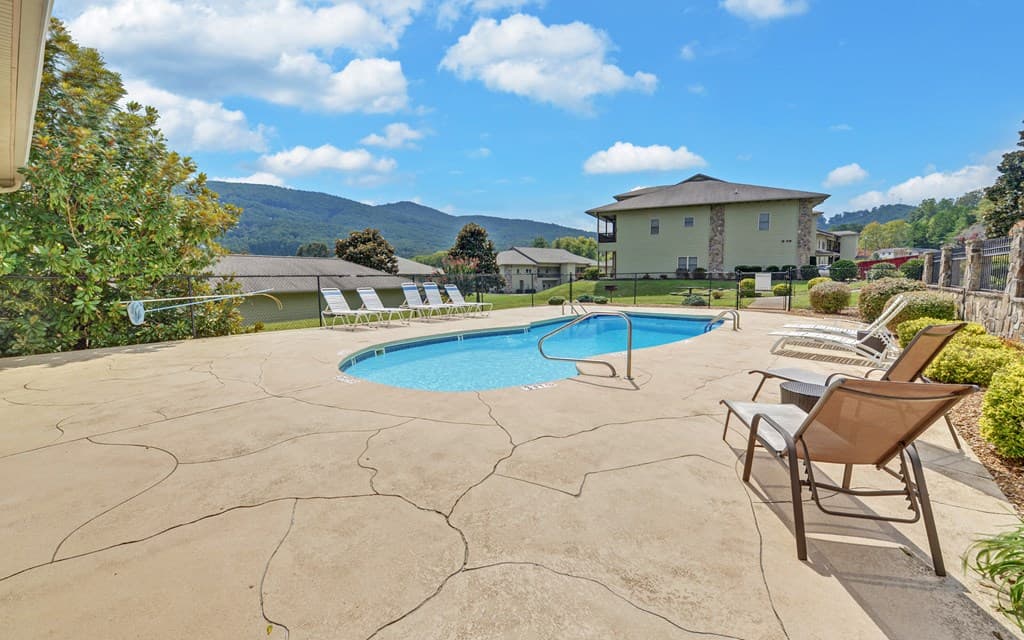 1729-B Watercrest Way #b, Young Harris GA 30582 - Photo