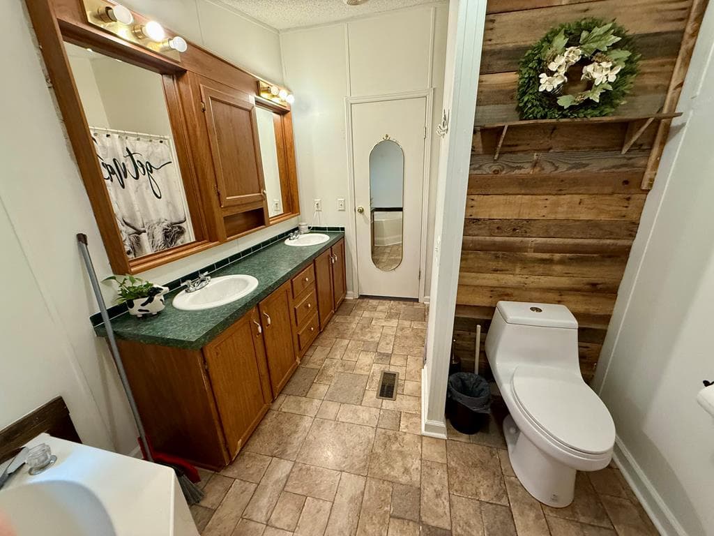 283 Wilderness Camp Road, White GA 30184 - Photo