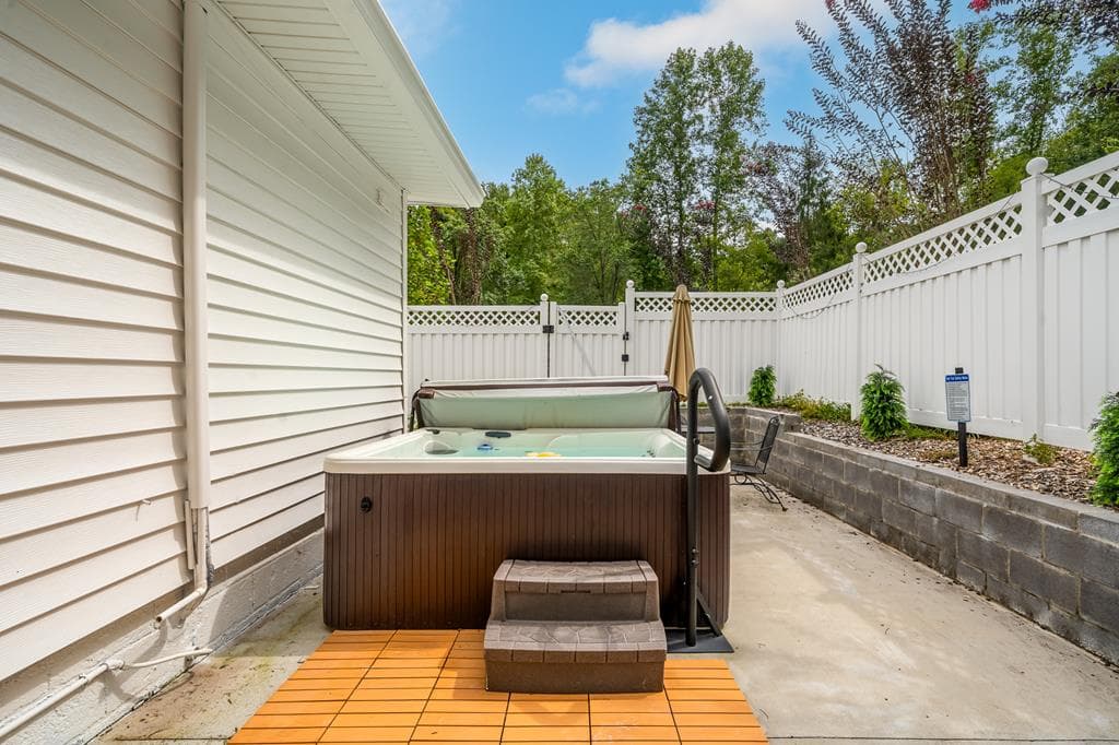 55 Misty Mountain Lane, Blairsville GA 30512 - Photo