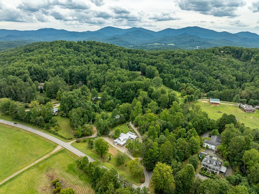55 Misty Mountain Lane, Blairsville GA 30512 - Photo