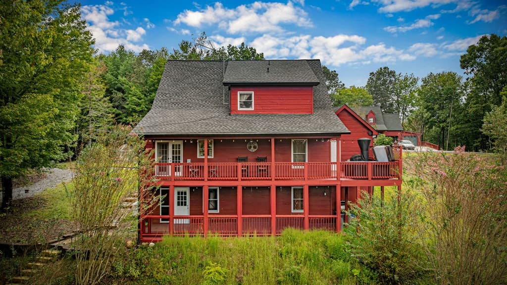 132 Newberry Street, Ellijay GA 30540 - Photo