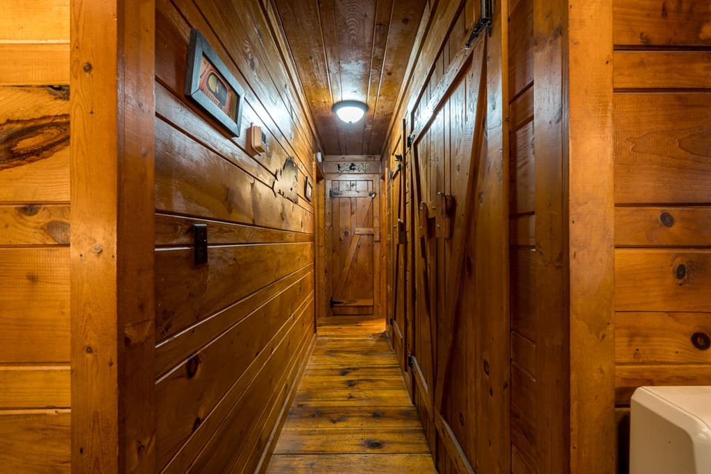 850 Valley Drive, Ellijay GA 30536 - Photo