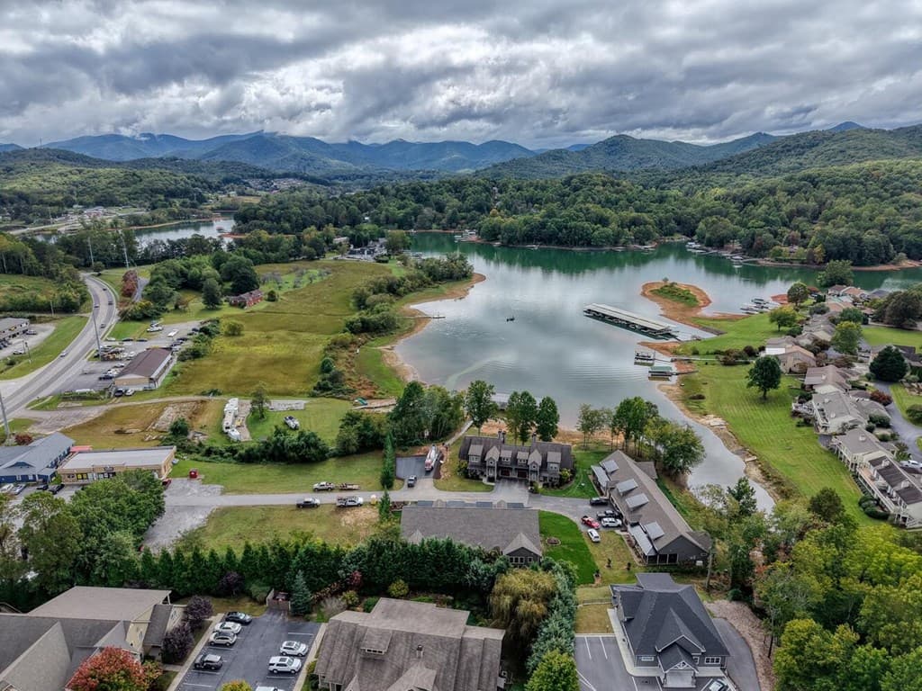 98 Brett Way, Hiawassee GA 30546 - Photo