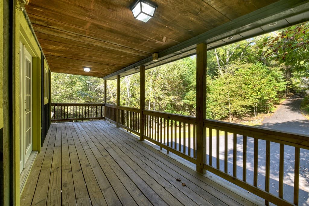 380 Hardscrabble Road, Mineral Bluff GA 30559 - Photo