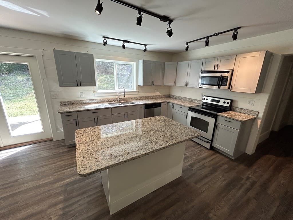 380 Hardscrabble Road, Mineral Bluff GA 30559 - Photo