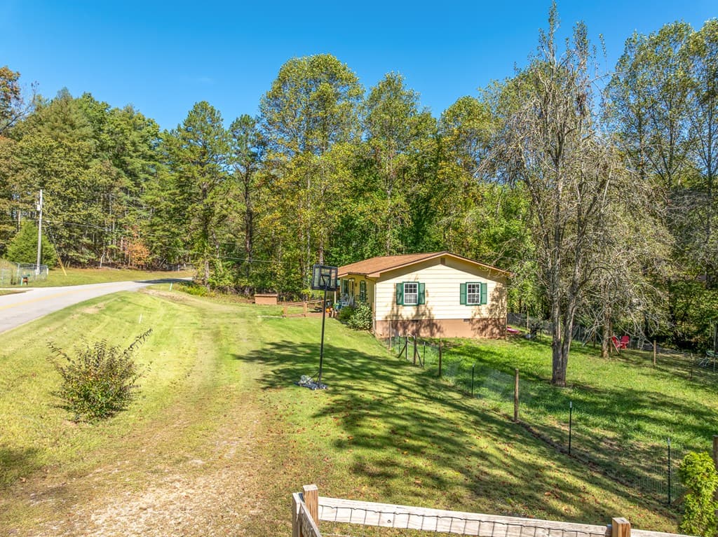 1813 John Smith Road E, Blairsville GA 30512 - Photo