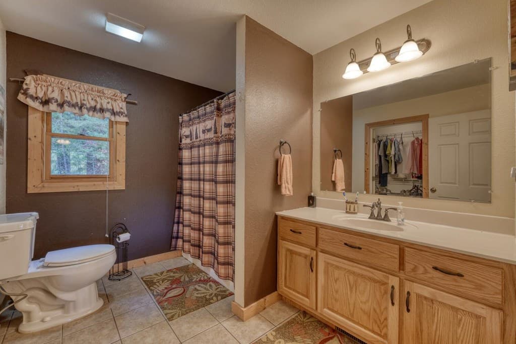 5702 Valley View Drive, Hiawassee GA 30546 - Photo